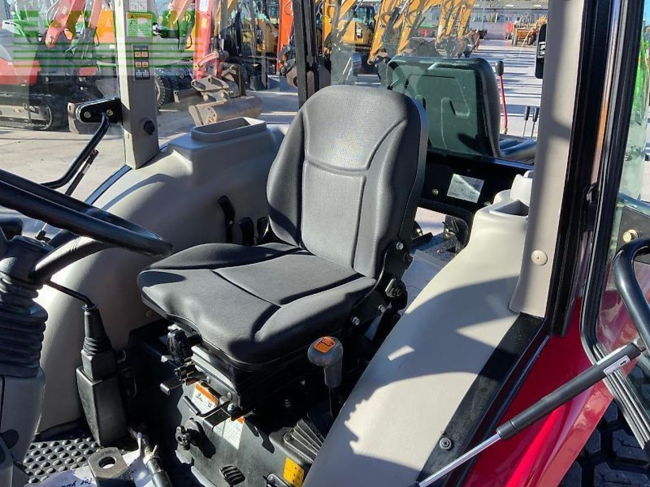 Traktor del tipo TYM t433 backhoe &amp; loader tractor (st25115), Gebrauchtmaschine en SHAFTESBURY (Imagen 22)