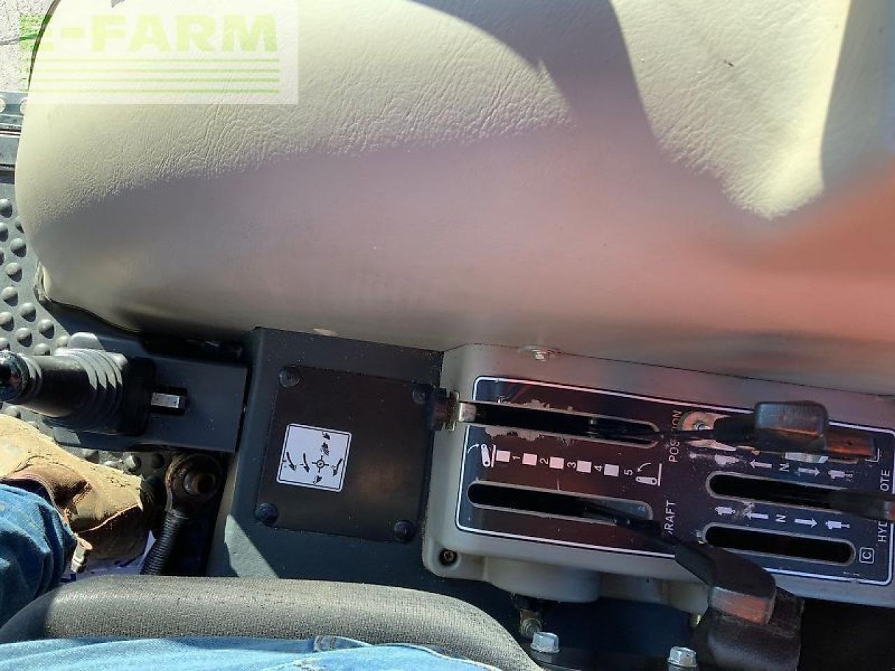 Traktor del tipo TYM t433 backhoe &amp; loader tractor (st25115), Gebrauchtmaschine en SHAFTESBURY (Imagen 25)