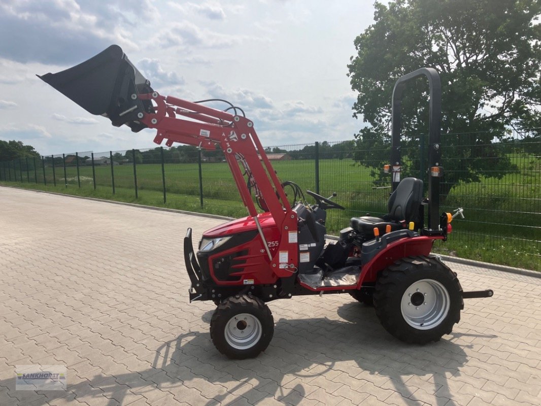 Traktor του τύπου TYM TS 255 NH, Neumaschine σε Aurich (Φωτογραφία 2)