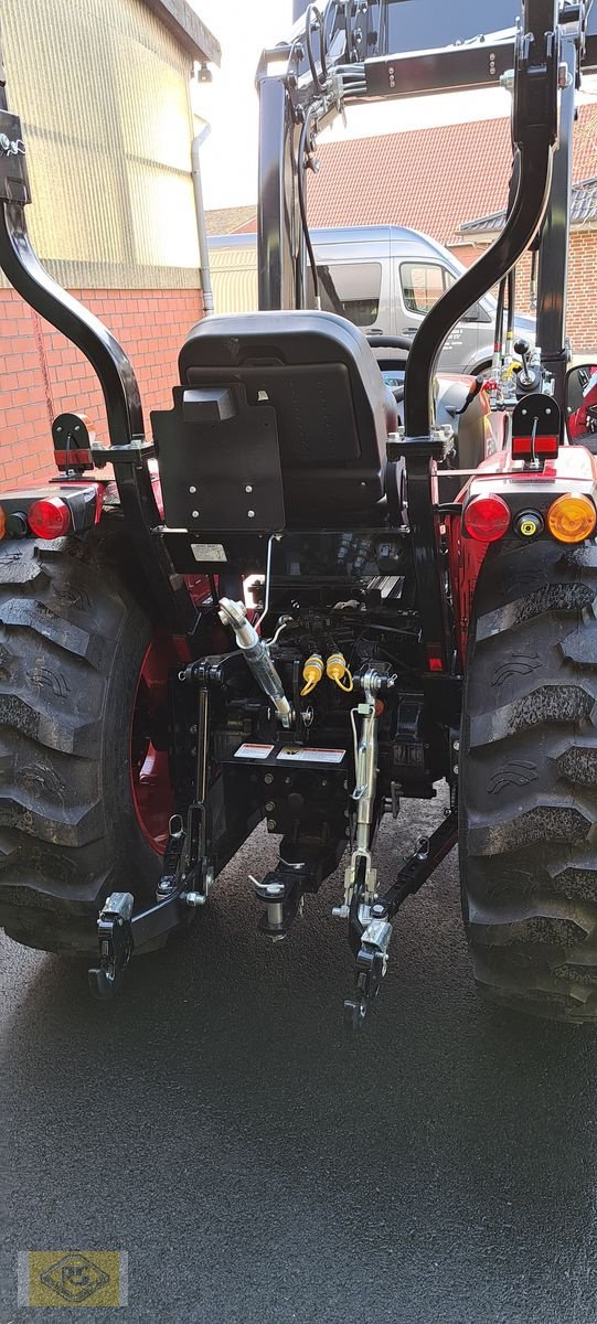 Traktor tipa TYM TYM F-36, Neumaschine u Beelen (Slika 3)