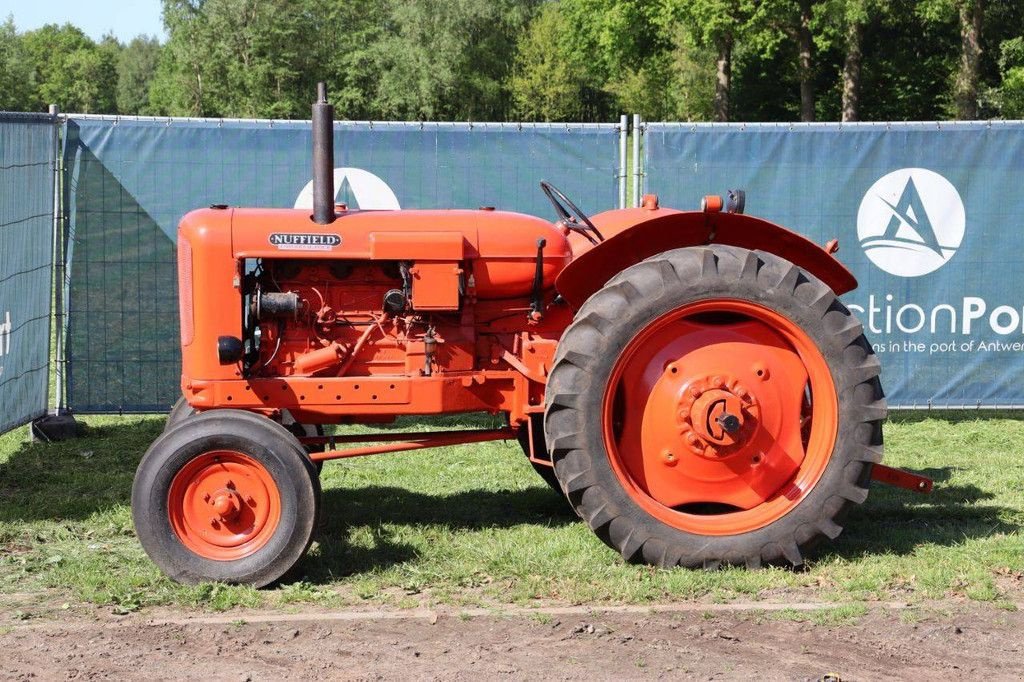 Traktor tip Universal Four, Gebrauchtmaschine in Antwerpen (Poză 1)