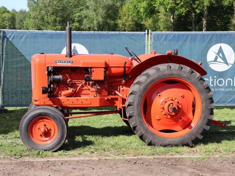 Traktor tip Universal Four, Gebrauchtmaschine in Antwerpen (Poză 1)