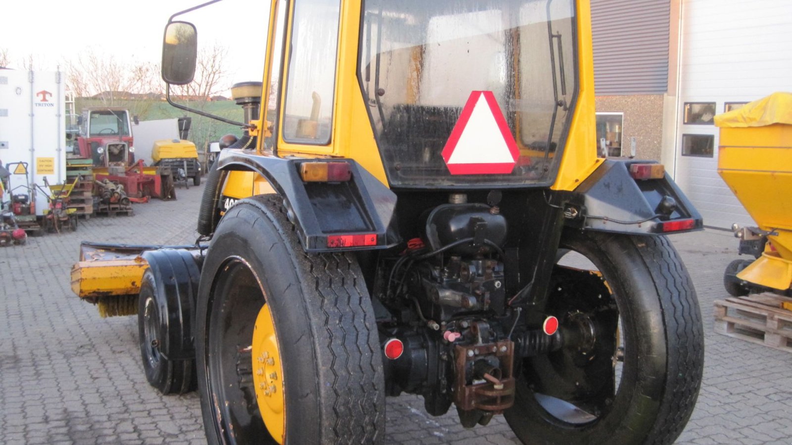 Traktor типа Valmet 403 Med hydr. kost, Gebrauchtmaschine в Hammel (Фотография 3)