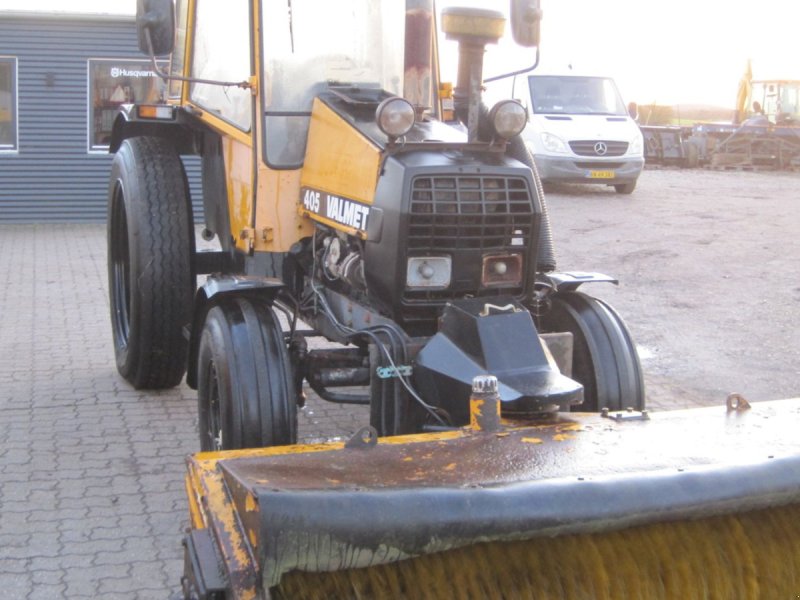 Traktor des Typs Valmet 403 Med hydr. kost, Gebrauchtmaschine in Hammel (Bild 1)