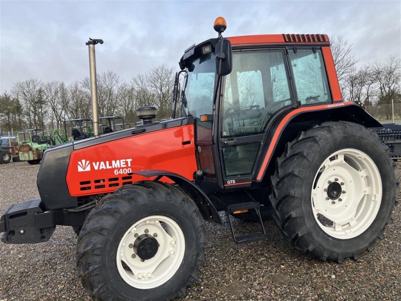 Traktor типа Valmet 6400 kun 3200 timer!, Gebrauchtmaschine в Rødekro