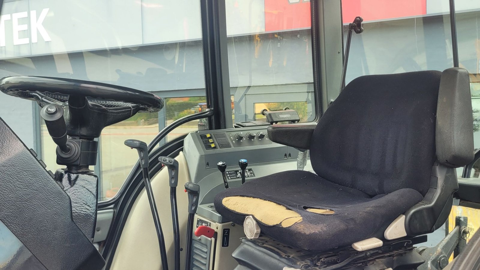 Traktor des Typs Valmet 6400 Mezzo, Gebrauchtmaschine in Hobro (Bild 7)