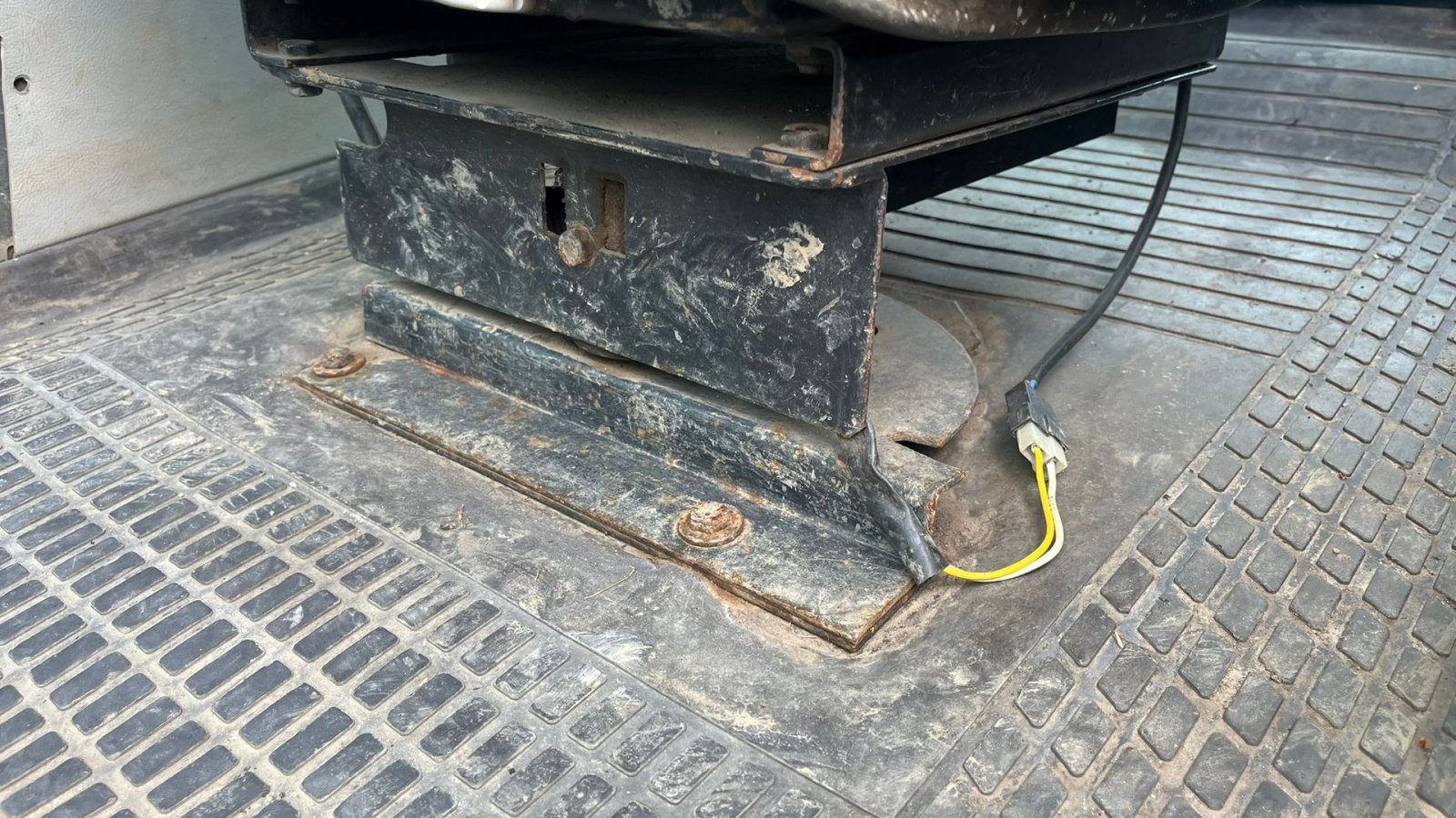 Traktor от тип Valmet 8050 Stærk stabil traktor, Gebrauchtmaschine в Lintrup (Снимка 5)