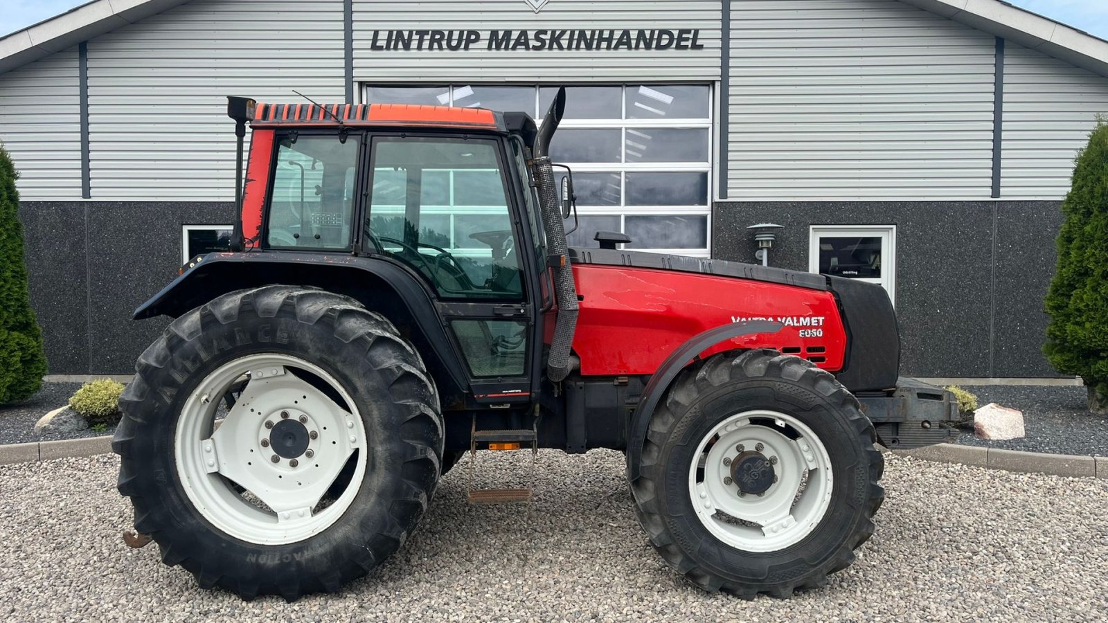 Traktor типа Valmet 8050, Gebrauchtmaschine в Lintrup (Фотография 9)