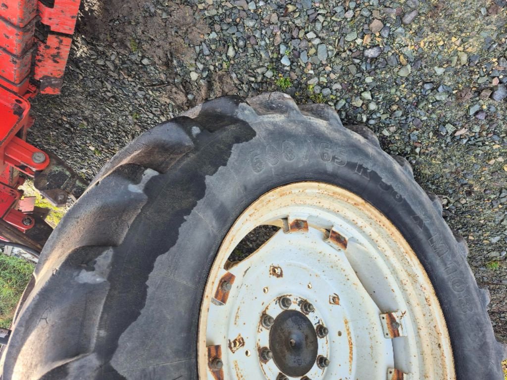 Traktor of the type Valmet 8100, Gebrauchtmaschine in Savigny sur Braye (Picture 8)