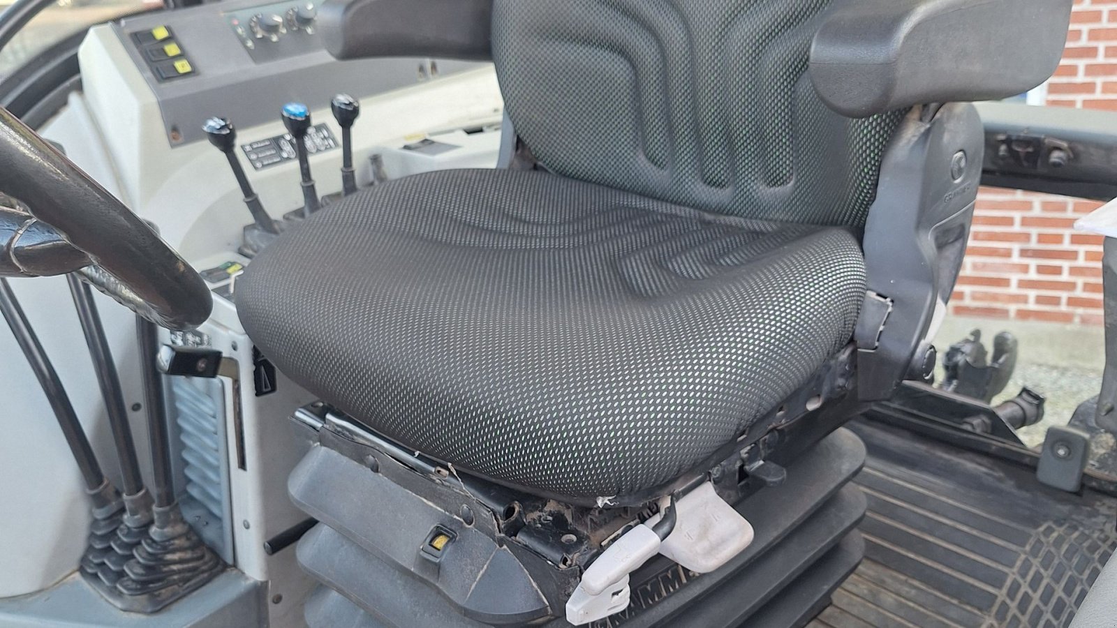 Traktor typu Valmet 8450, Gebrauchtmaschine v Kolind (Obrázek 4)