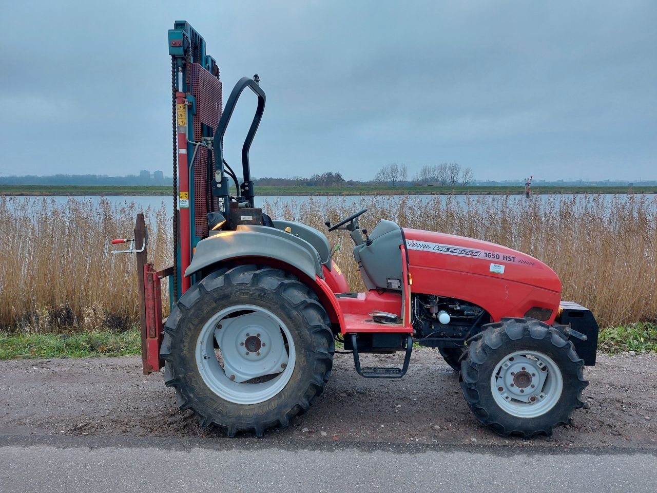 Traktor типа Valpadana 1650 HST, Gebrauchtmaschine в Ouderkerk aan den IJssel (Фотография 5)