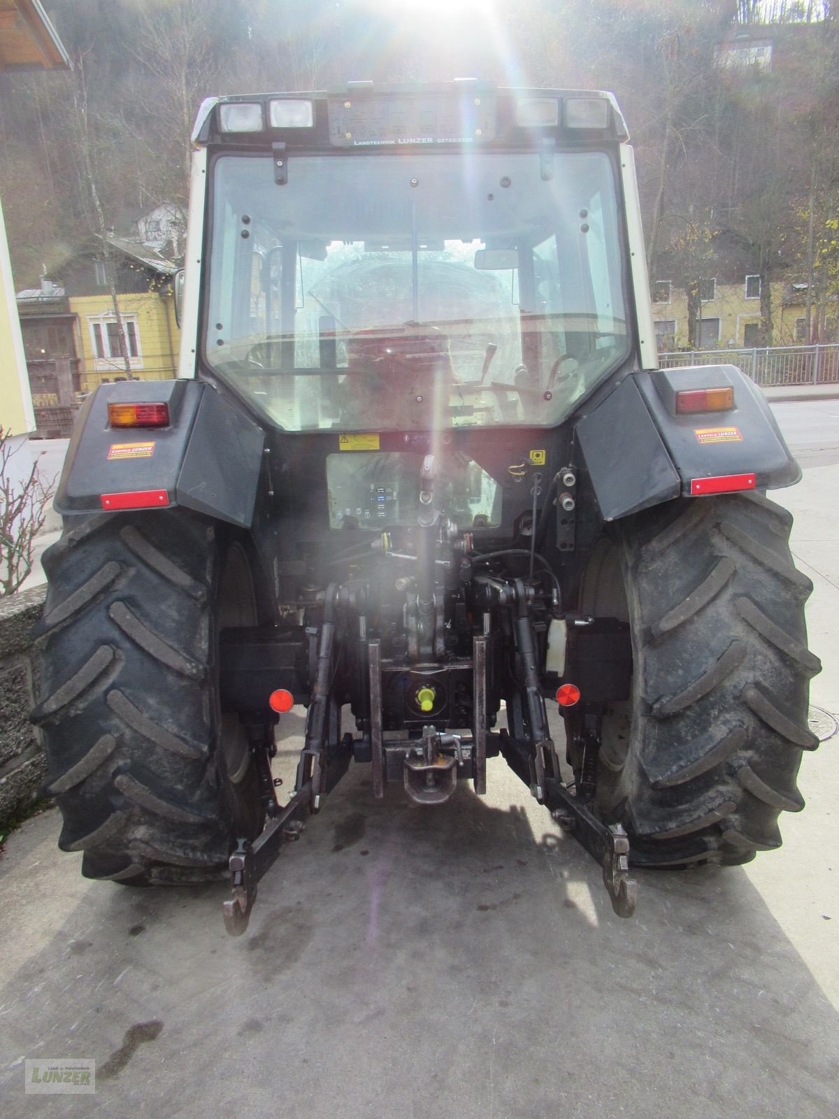 Traktor типа Valtra 6200, Gebrauchtmaschine в Kaumberg (Фотография 8)