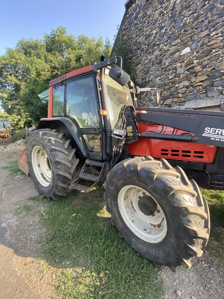 Traktor типа Valtra 6250 HITECH, Gebrauchtmaschine в Calmont (Фотография 3)