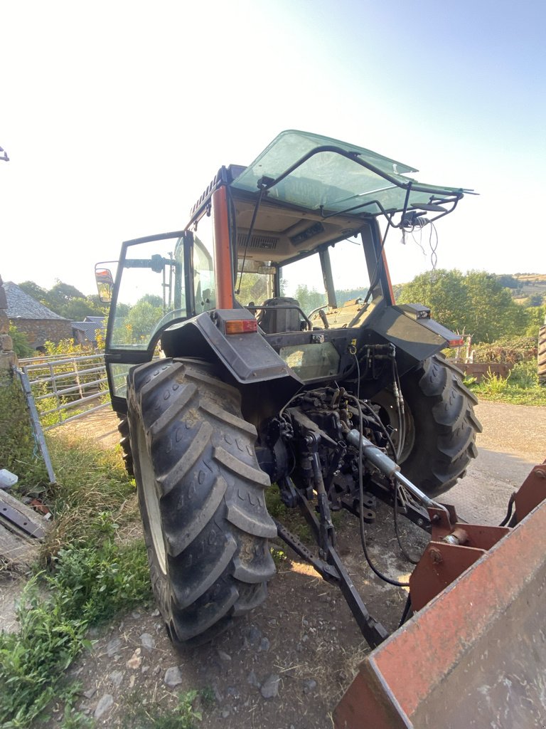 Traktor типа Valtra 6250 HITECH, Gebrauchtmaschine в Calmont (Фотография 4)