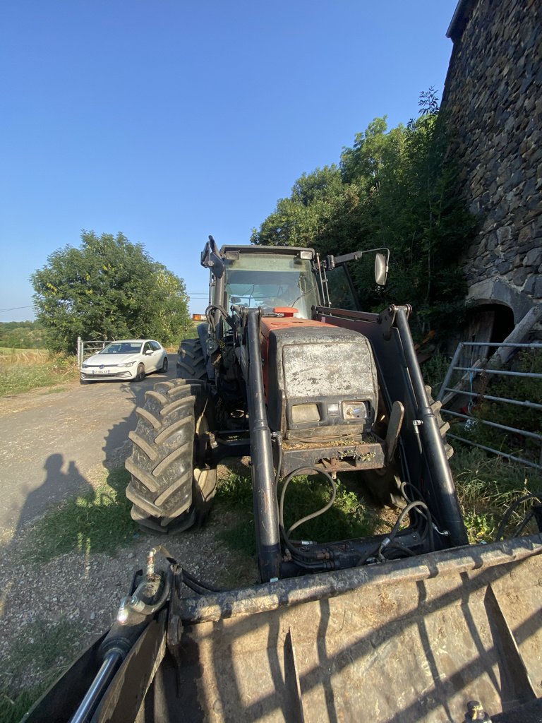 Traktor типа Valtra 6250 HITECH, Gebrauchtmaschine в Calmont (Фотография 1)