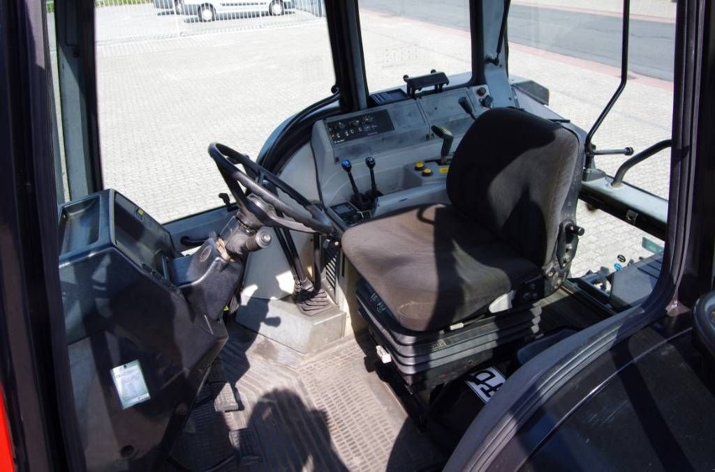 Traktor des Typs Valtra 6300, Gebrauchtmaschine in Borne (Bild 6)