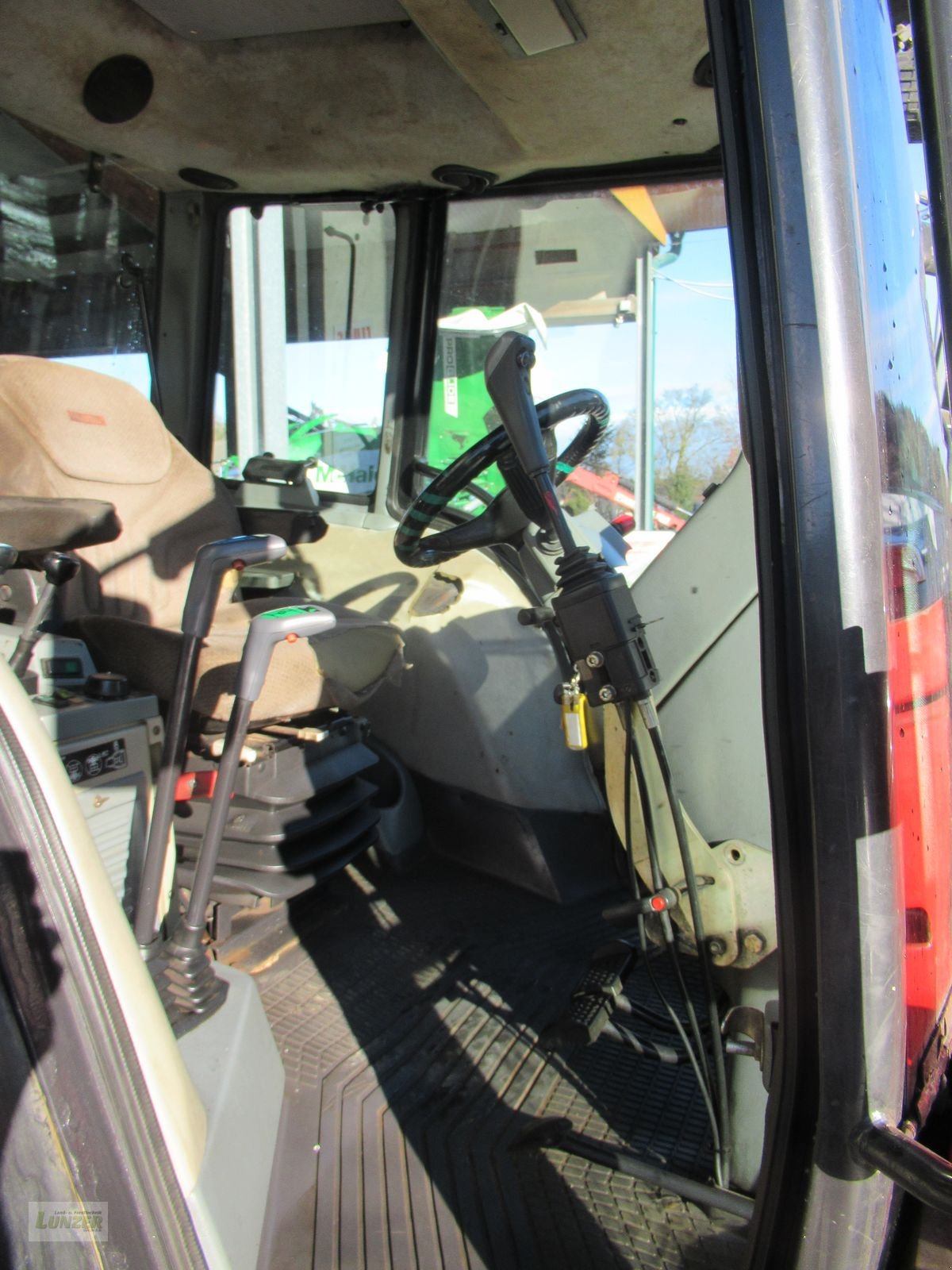 Traktor typu Valtra 6350 Hitech, Gebrauchtmaschine w Kaumberg (Zdjęcie 5)