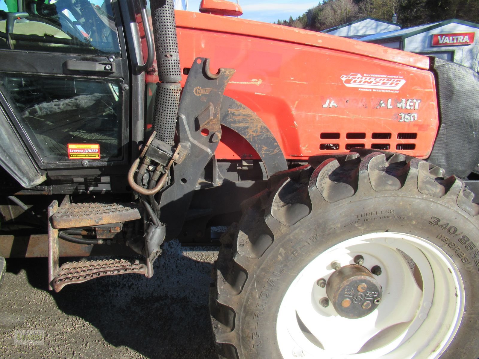 Traktor tip Valtra 6350 Hitech, Gebrauchtmaschine in Kaumberg (Poză 3)