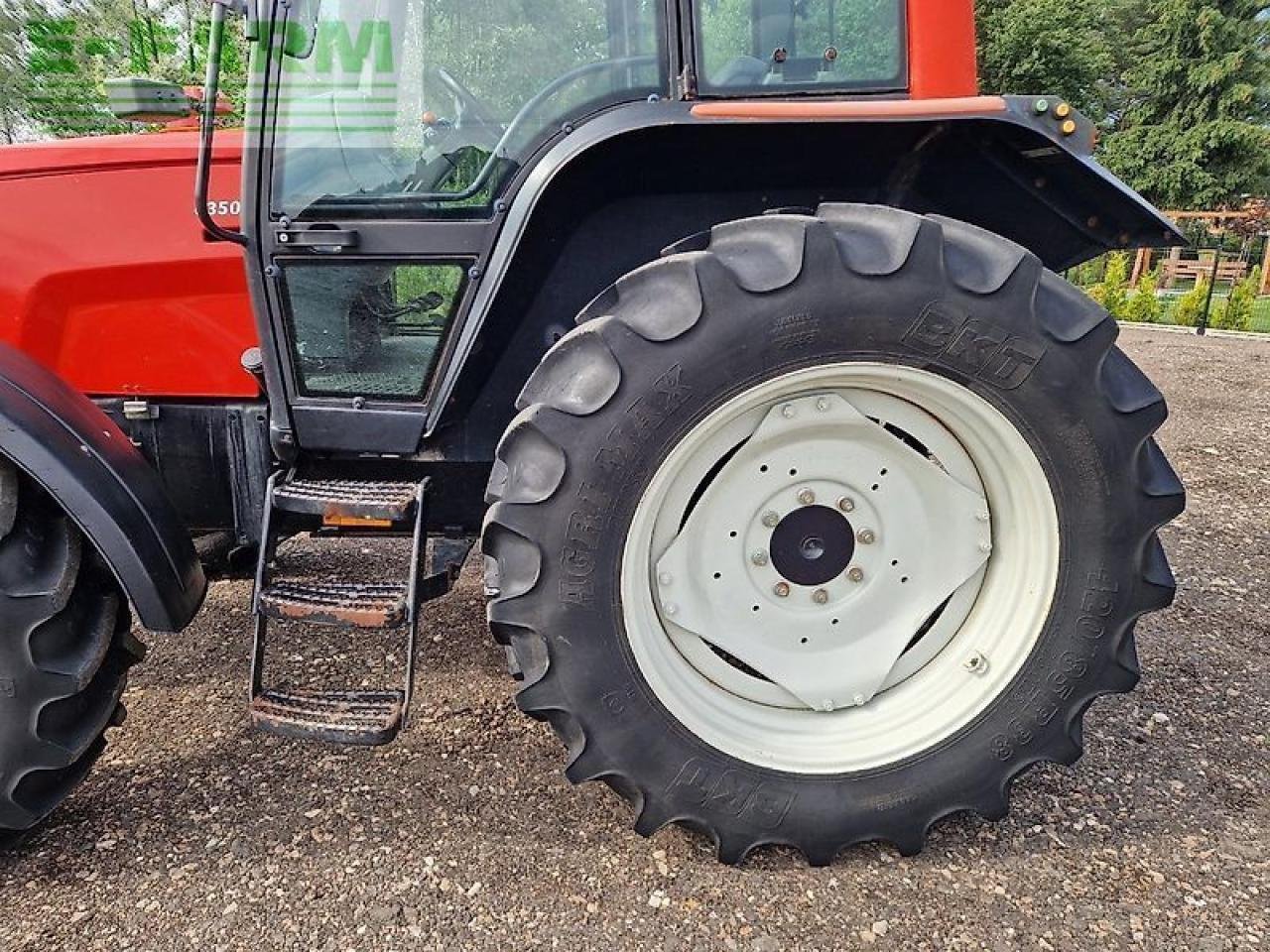 Traktor typu Valtra 6350, Gebrauchtmaschine v ZELOW (Obrázek 9)