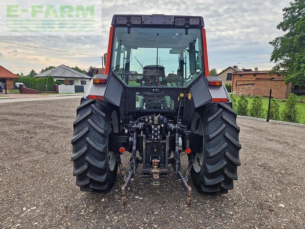 Traktor typu Valtra 6350, Gebrauchtmaschine v ZELOW (Obrázek 23)