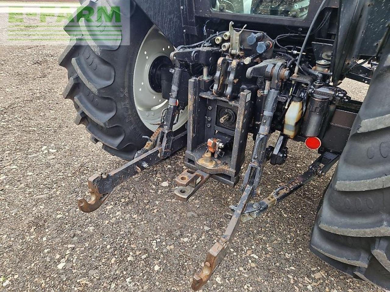 Traktor typu Valtra 6350, Gebrauchtmaschine v ZELOW (Obrázek 25)