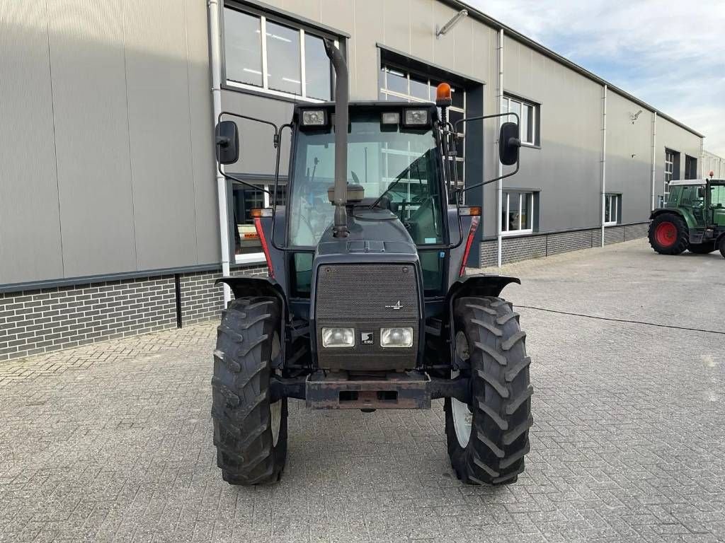 Traktor типа Valtra 6400 mezzo, Gebrauchtmaschine в Marknesse (Фотография 3)
