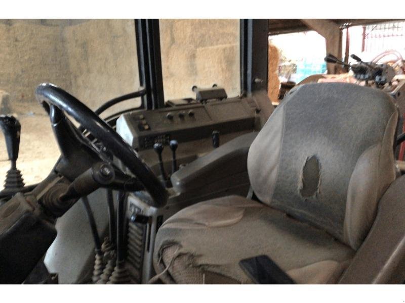 Traktor типа Valtra 6400, Gebrauchtmaschine в Wargnies Le Grand (Фотография 10)