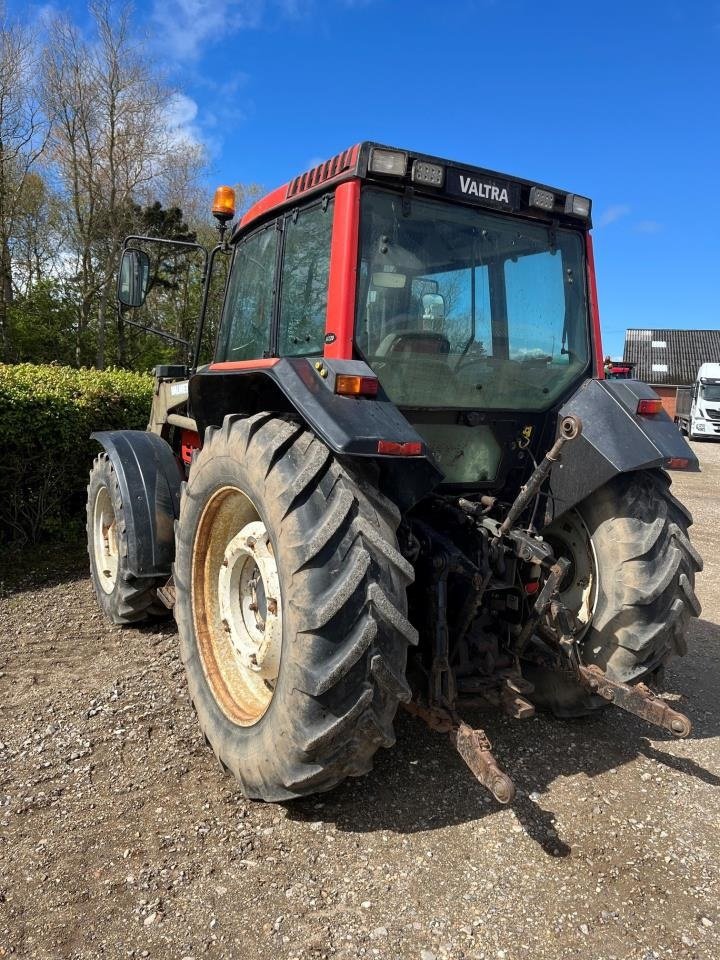 Traktor du type Valtra 6400, Gebrauchtmaschine en Ringkøbing (Photo 3)