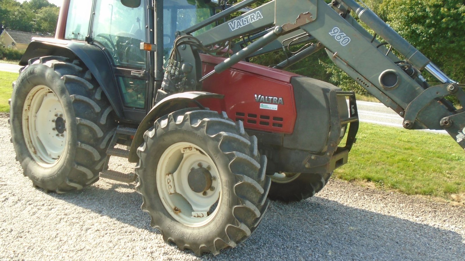 Traktor tipa Valtra 6550 HI TEC / ÅLØ 960 FRONTLÆSSER, Gebrauchtmaschine u Viborg (Slika 1)