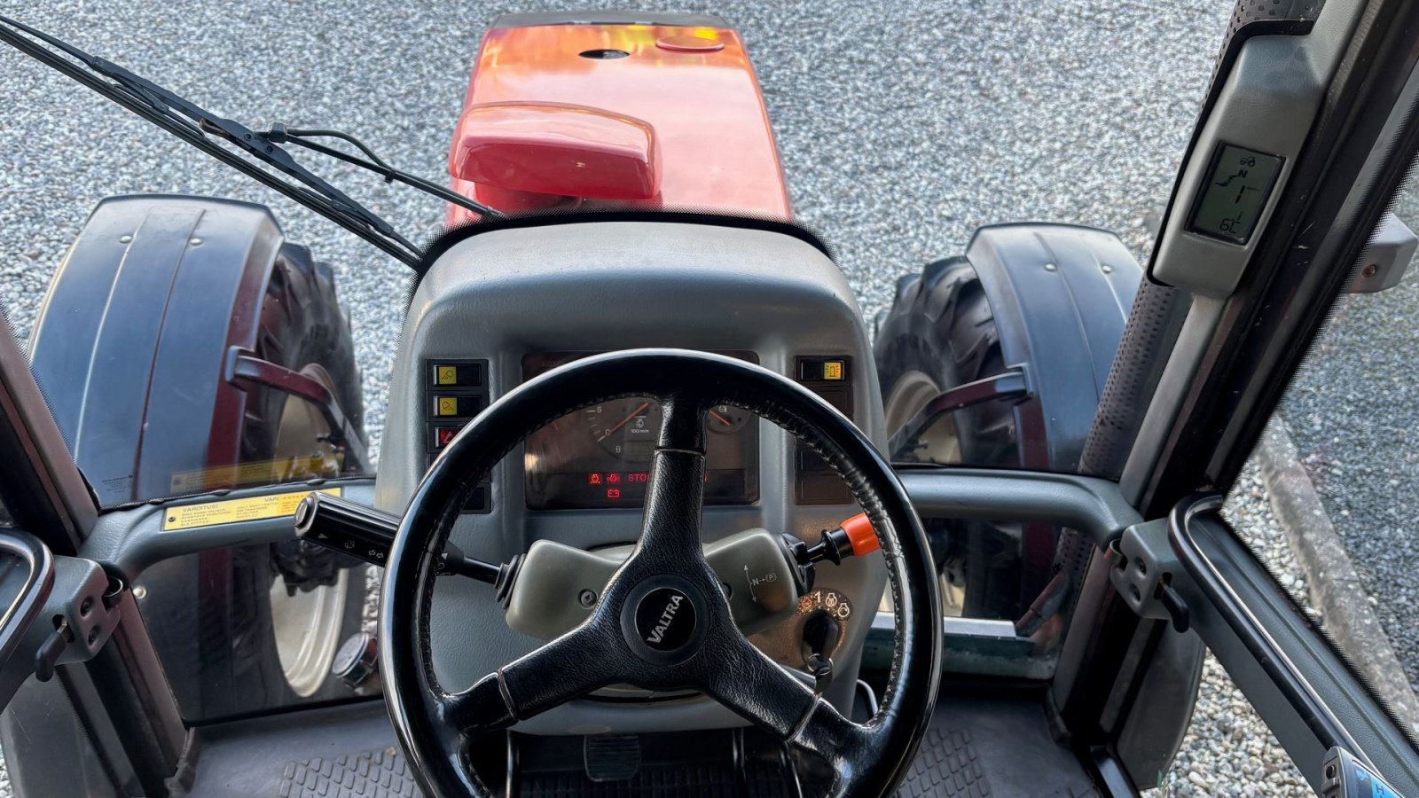 Traktor Türe ait Valtra 6550 HI - TECH, Gebrauchtmaschine içinde Thorsø (resim 19)