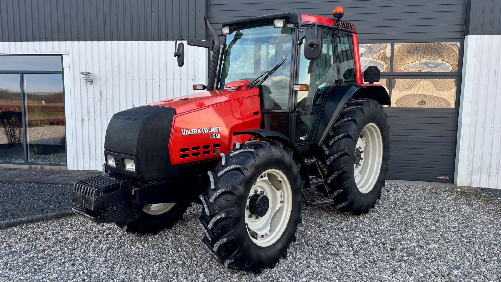 Traktor Türe ait Valtra 6550 HI - TECH, Gebrauchtmaschine içinde Thorsø (resim 4)