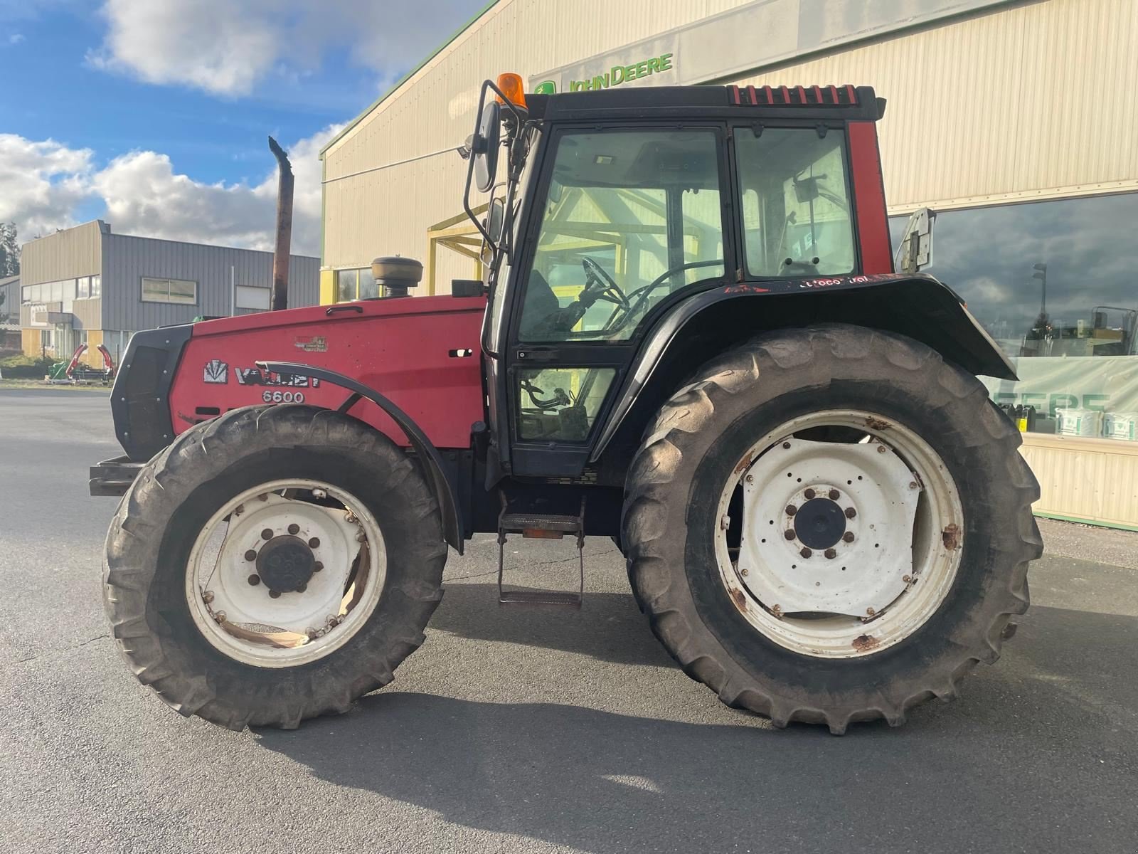 Traktor Türe ait Valtra 6600, Gebrauchtmaschine içinde BOSC LE HARD (resim 2)