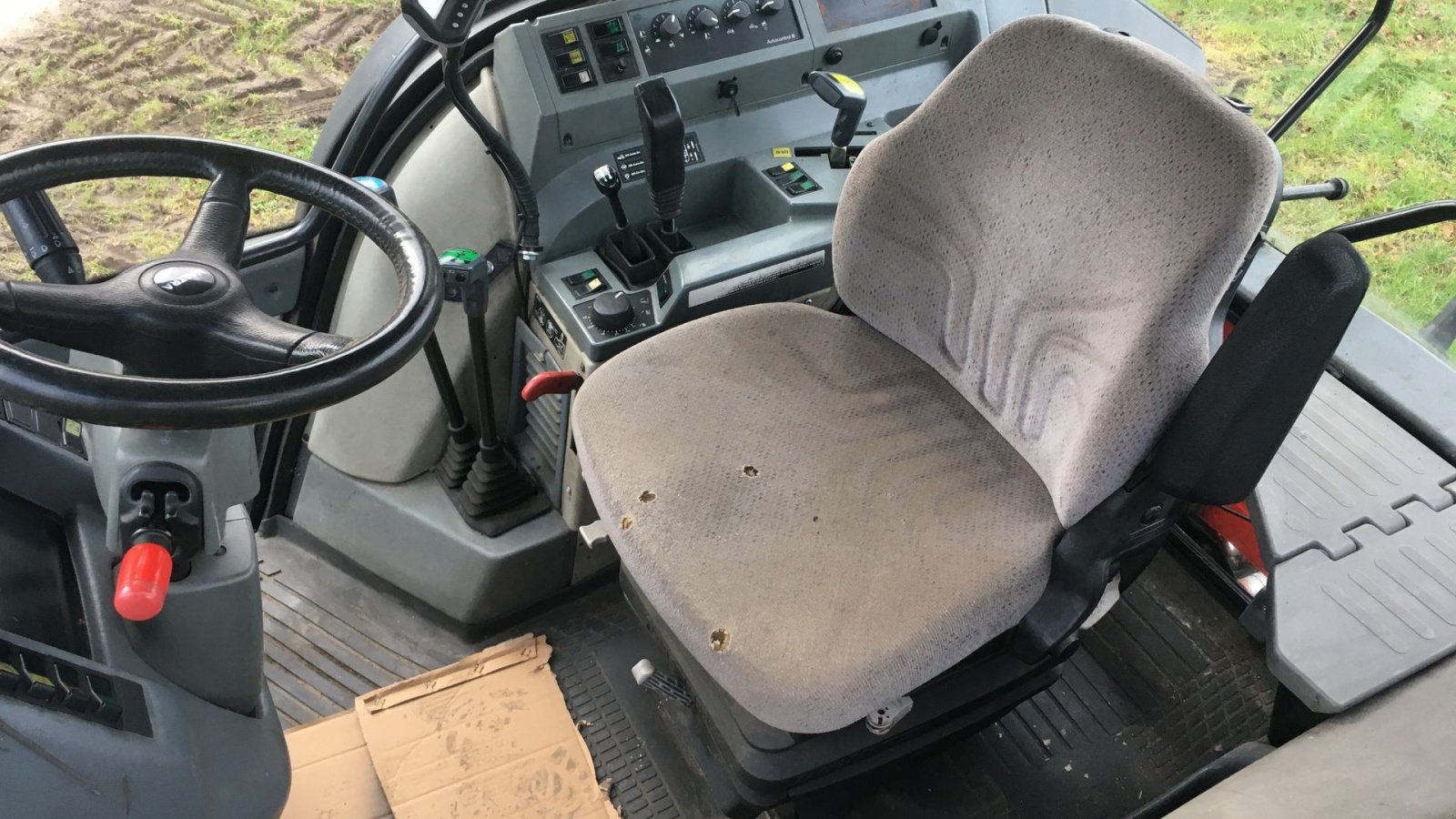 Traktor типа Valtra 6650 Hi-Tech, Gebrauchtmaschine в Bjerringbro (Фотография 8)