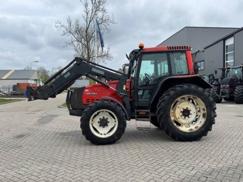 Traktor του τύπου Valtra 6650 Hitech, voorlader, vloeistofkoppeling, Gebrauchtmaschine σε Marknesse (Φωτογραφία 3)