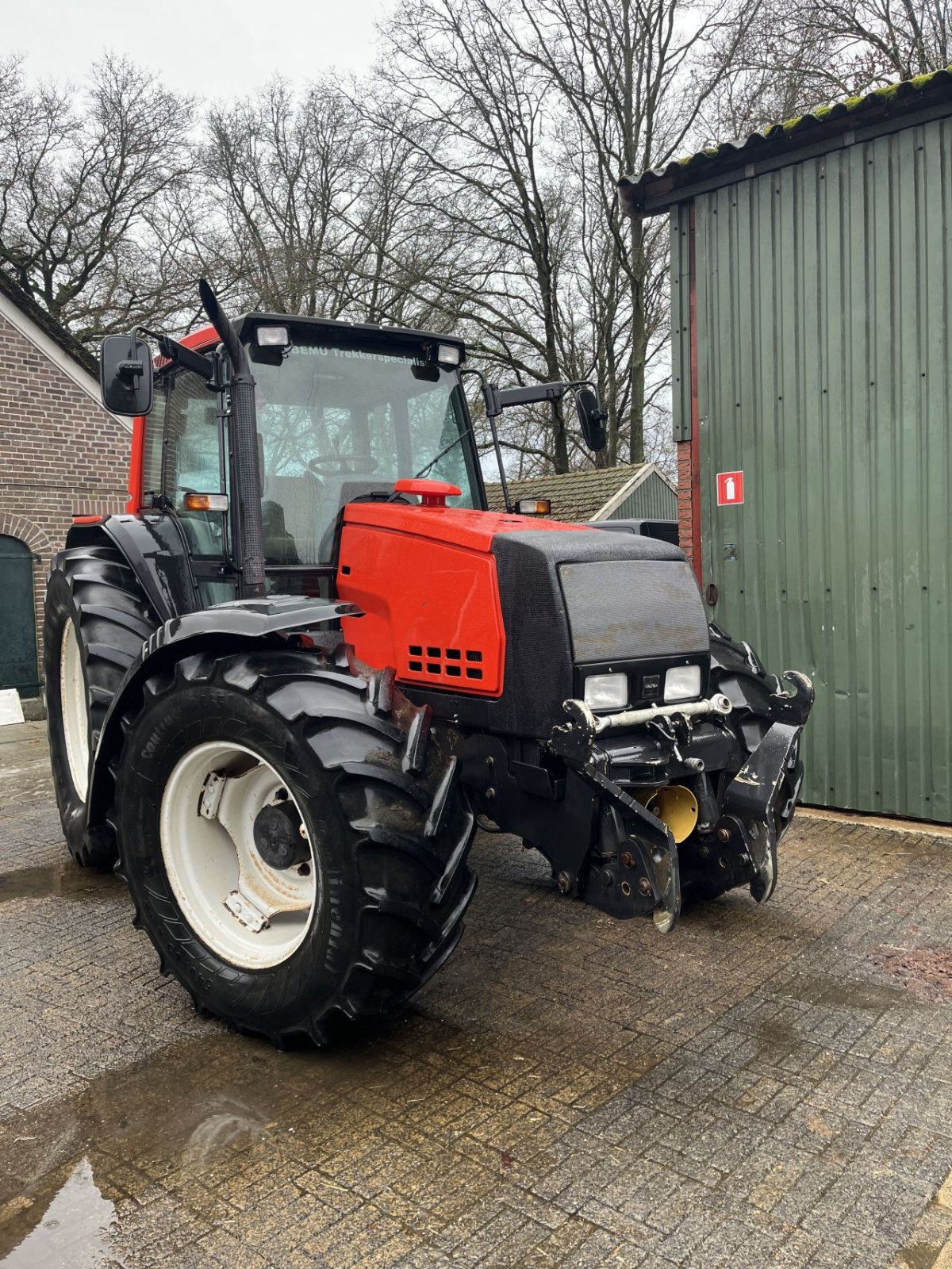 Traktor typu Valtra 6650 HITECH, Gebrauchtmaschine v Nieuw Heeten (Obrázek 1)