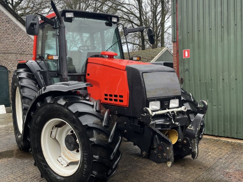 Traktor typu Valtra 6650 HITECH, Gebrauchtmaschine v Nieuw Heeten (Obrázek 1)