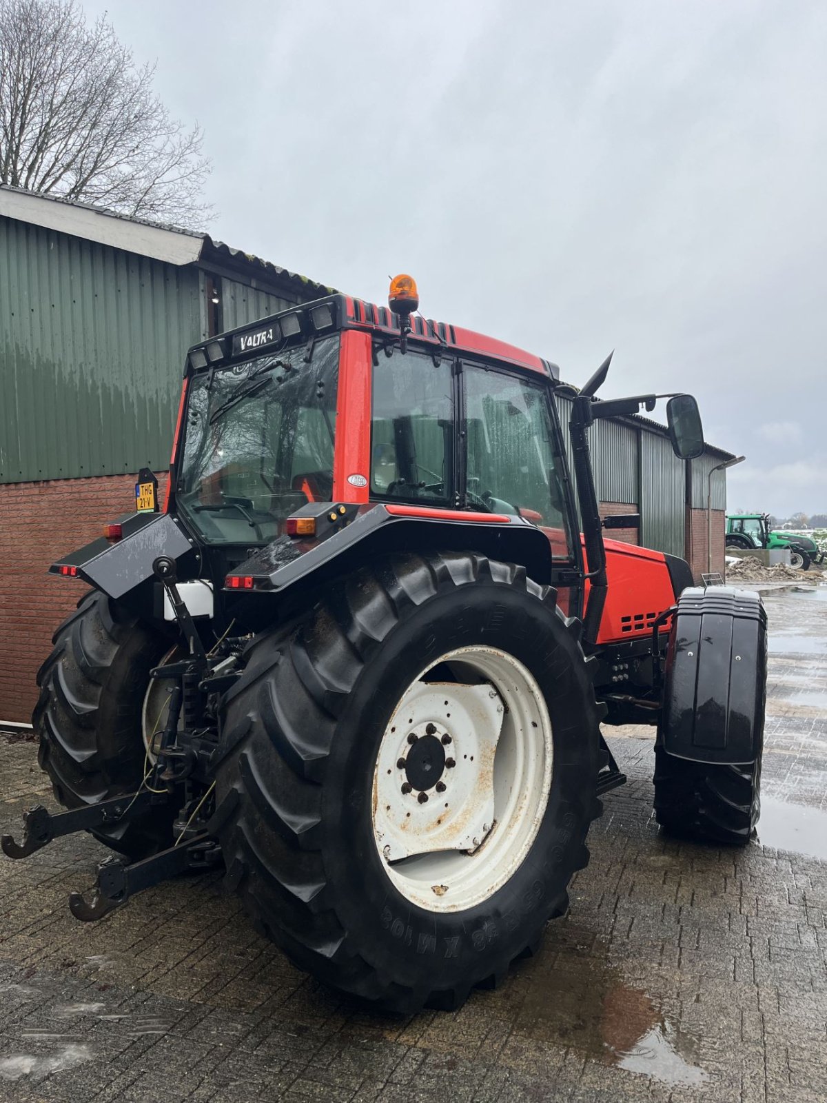 Traktor typu Valtra 6650 HITECH, Gebrauchtmaschine v Nieuw Heeten (Obrázek 5)