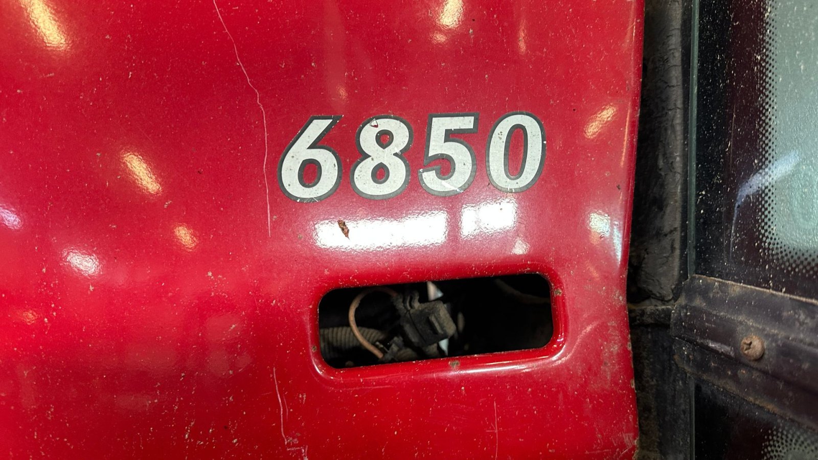 Traktor του τύπου Valtra 6850 Hi-Tech, Gebrauchtmaschine σε Kjellerup (Φωτογραφία 3)