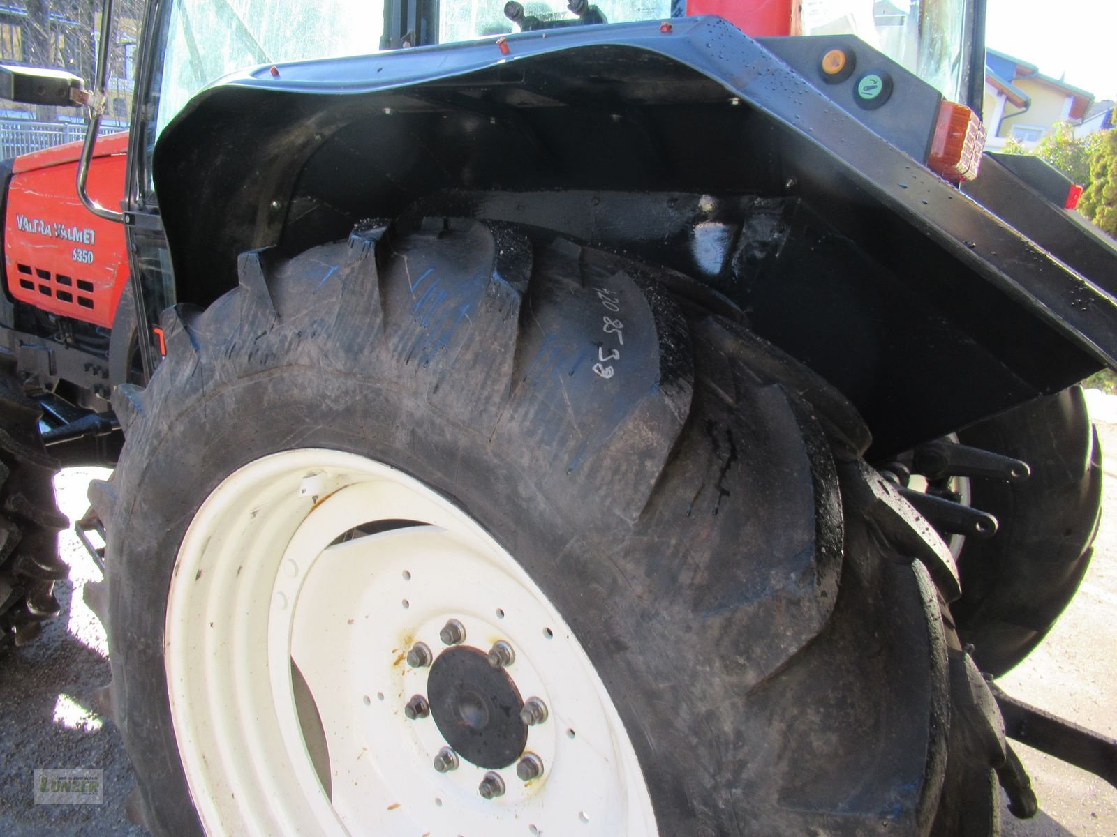 Traktor типа Valtra 6850 Hitech, Gebrauchtmaschine в Kaumberg (Фотография 7)