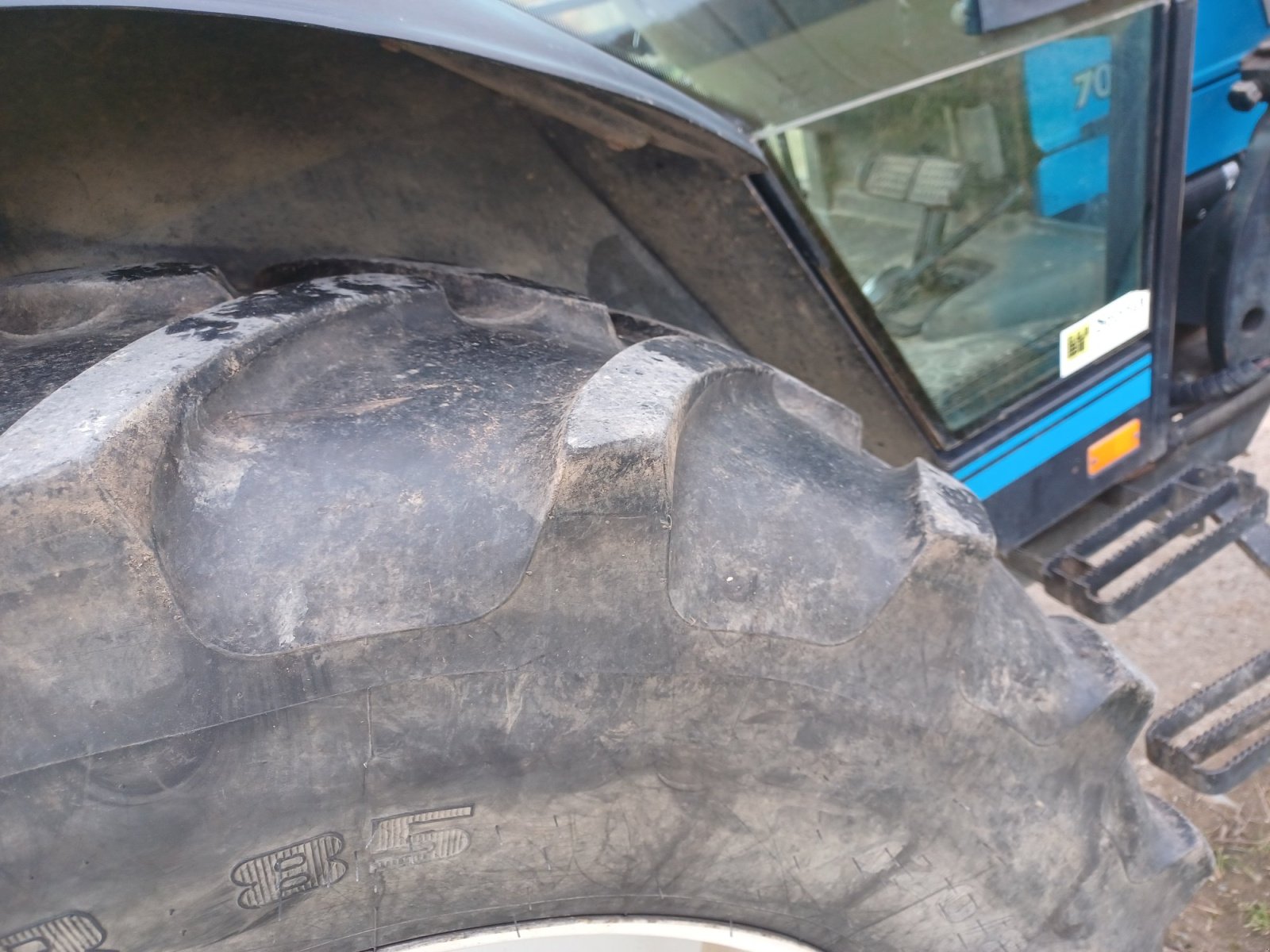 Traktor a típus Valtra 700, Gebrauchtmaschine ekkor: Uffenheim (Kép 11)