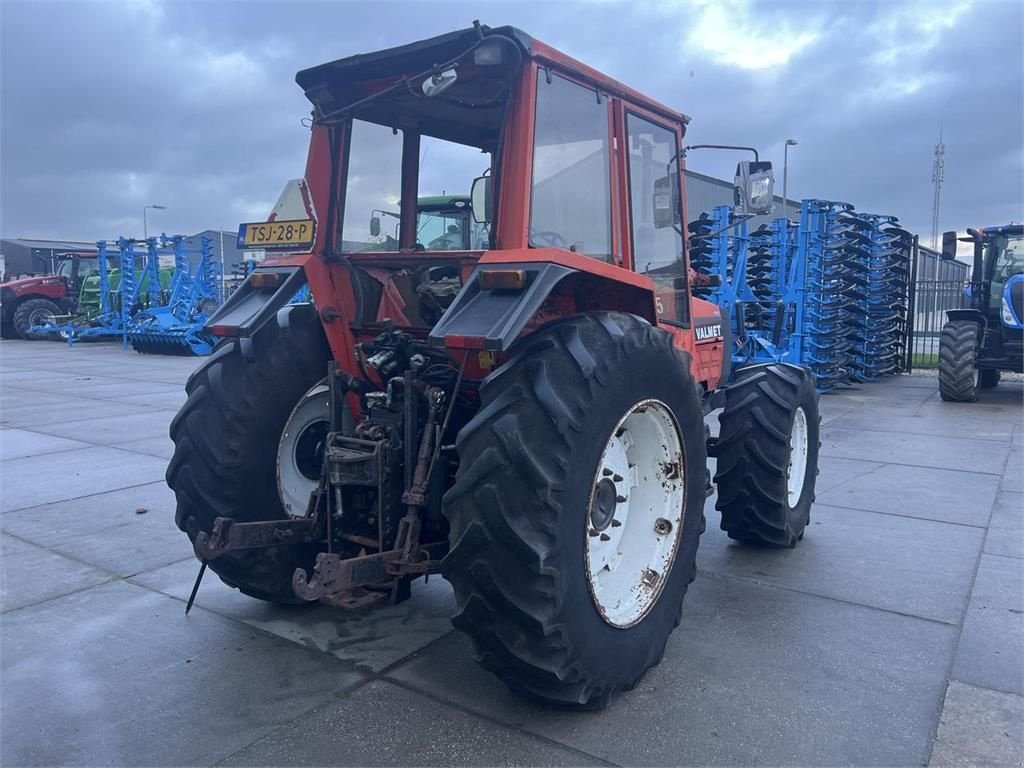 Traktor типа Valtra 705, Gebrauchtmaschine в Bant (Фотография 4)