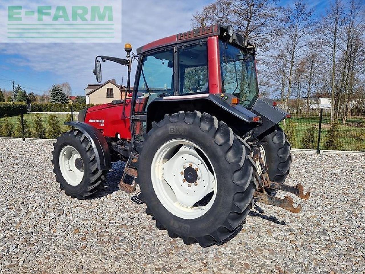 Traktor of the type Valtra 8050 hitech HiTech, Gebrauchtmaschine in ZELOW (Picture 20)