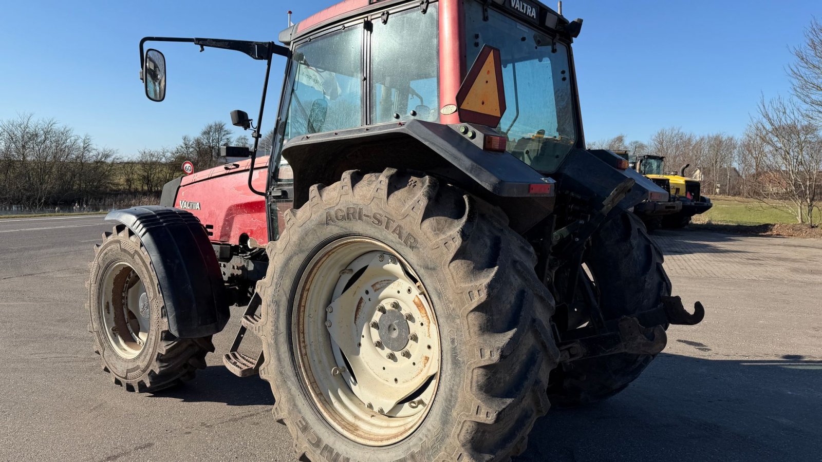 Traktor tipa Valtra 8050 HiTech, Gebrauchtmaschine u Nørager (Slika 7)