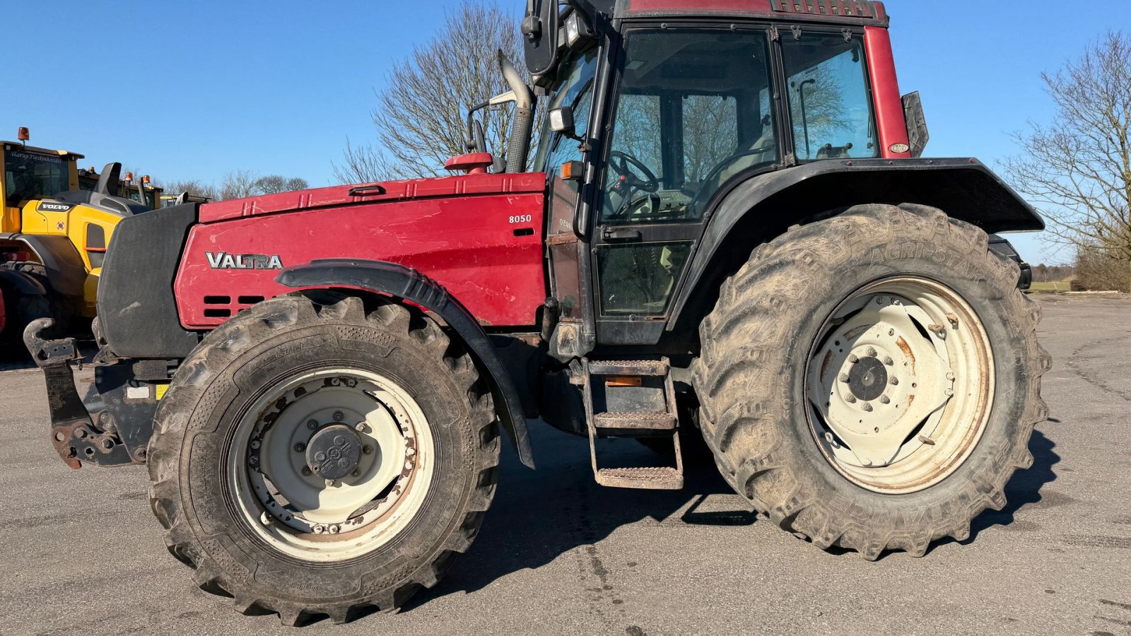 Traktor tipa Valtra 8050 HiTech, Gebrauchtmaschine u Nørager (Slika 3)