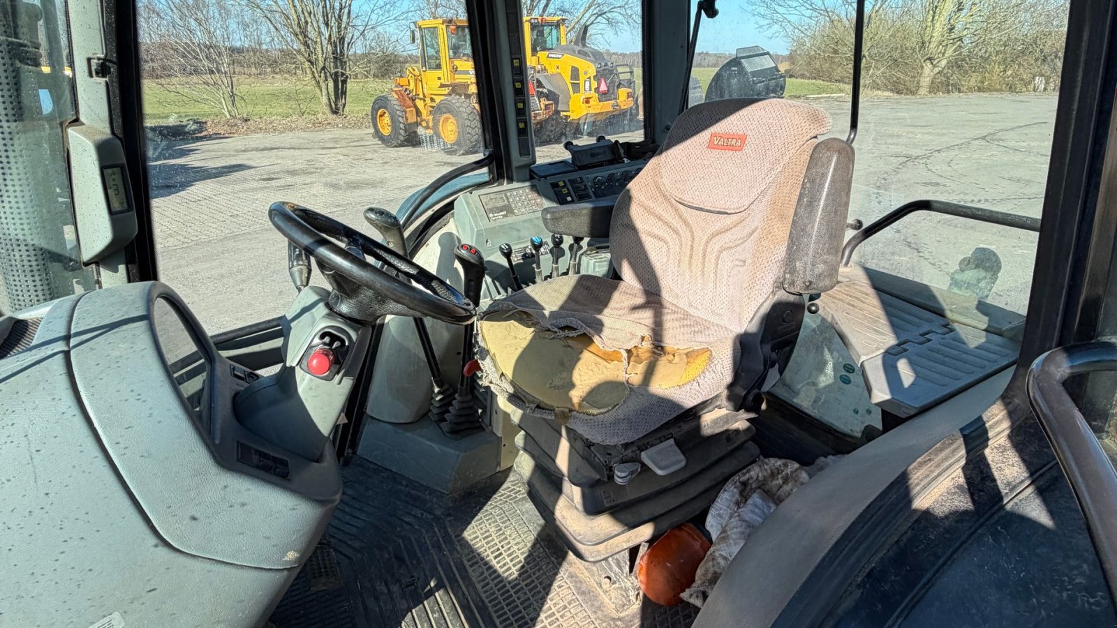 Traktor tipa Valtra 8050 HiTech, Gebrauchtmaschine u Nørager (Slika 15)