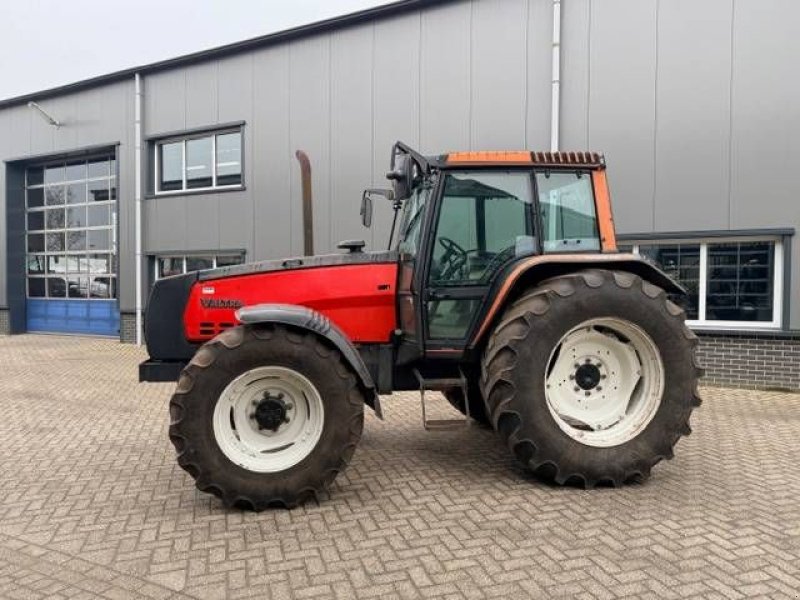 Traktor typu Valtra 8150, Gebrauchtmaschine w Marknesse (Zdjęcie 2)