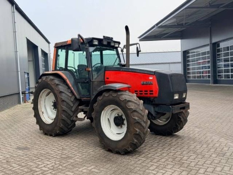 Traktor typu Valtra 8150, Gebrauchtmaschine w Marknesse (Zdjęcie 4)