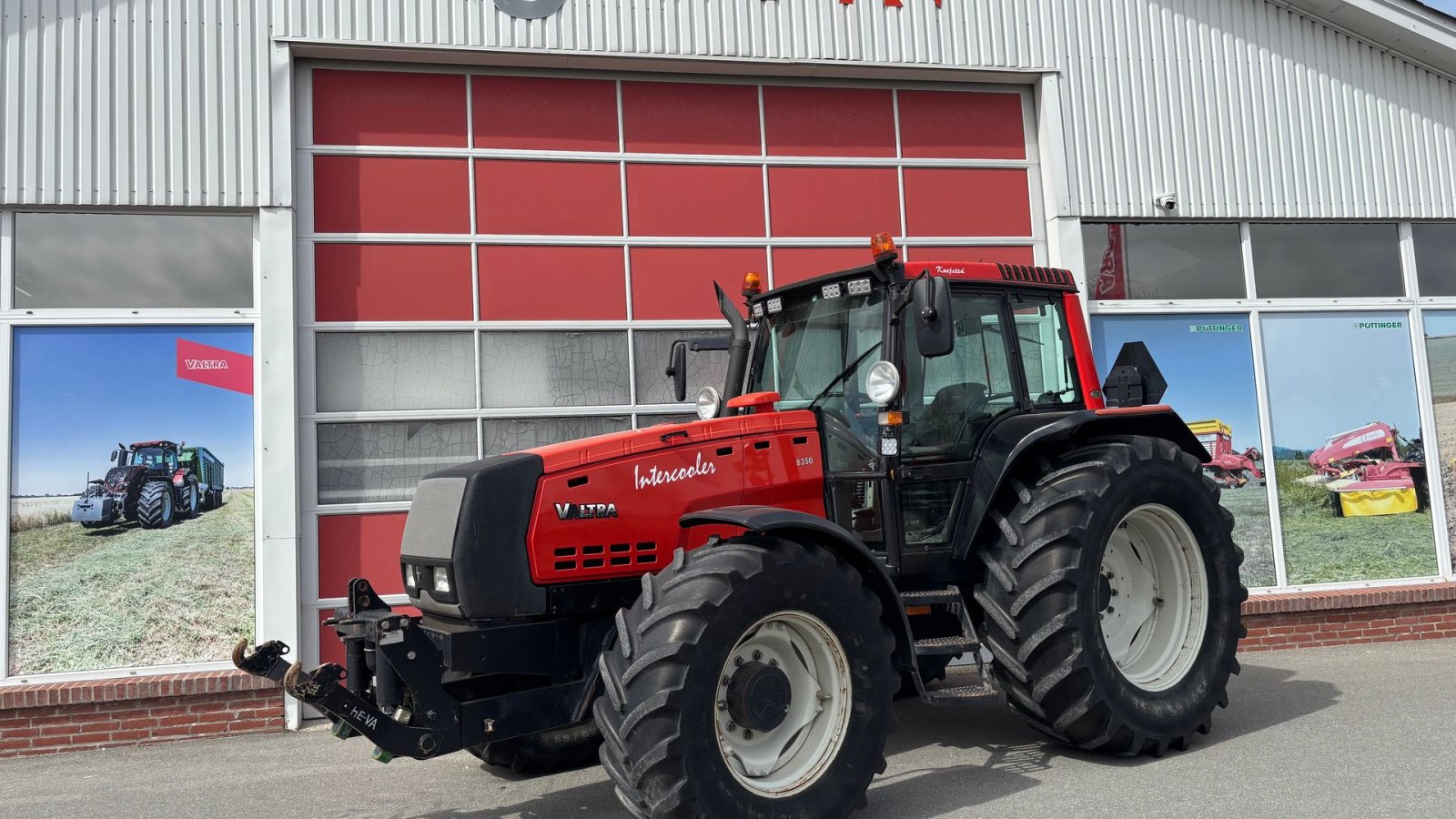 Traktor του τύπου Valtra 8350 Hitech, Gebrauchtmaschine σε Hobro (Φωτογραφία 1)