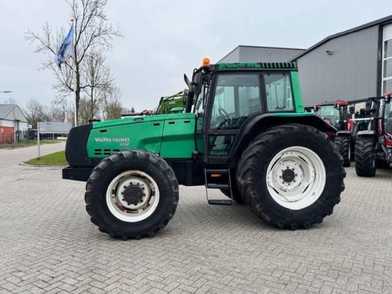 Traktor del tipo Valtra 8350 Hitech, Gebrauchtmaschine In Marknesse (Immagine 1)