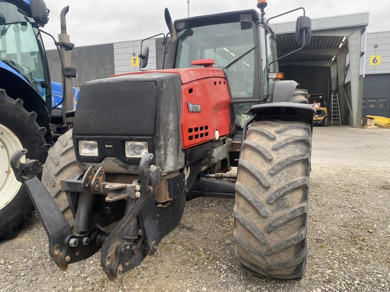 Traktor typu Valtra 8400, Gebrauchtmaschine v Maribo (Obrázek 2)